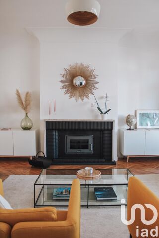  Immeuble � vendre 325 m�