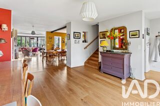  Maison � vendre 8 pi�ces 215 m�