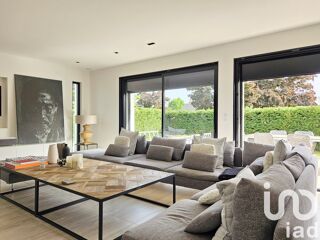 Maison  vendre 12 pices 361 m