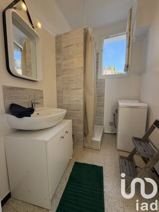  Immeuble � vendre 65 m�