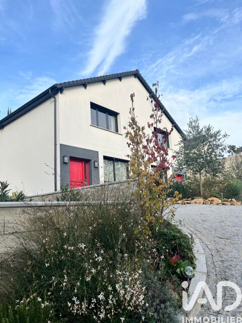   Vente Maison/villa 8 pi�ces Maison - 8 pi�ce(s) - 170 m�