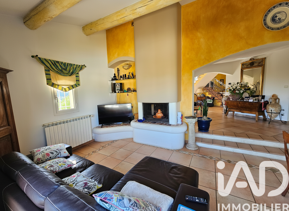 � vendre  Maison Saint-Cyr-sur-Mer (83270)