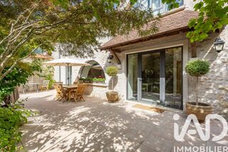  Maison � vendre 6 pi�ces 205 m�