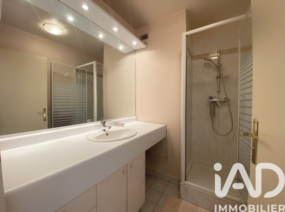 � vendre  Appartement Courbevoie (92400)