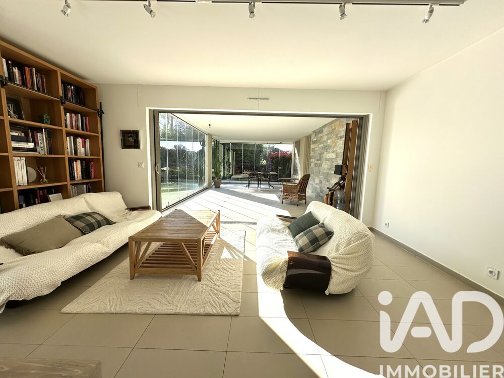 � vendre  Appartement Saint-Rapha�l (83700)