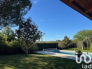  Maison � vendre 8 pi�ces 246 m�