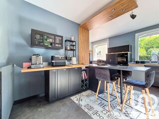  Maison � vendre 10 pi�ces 240 m�