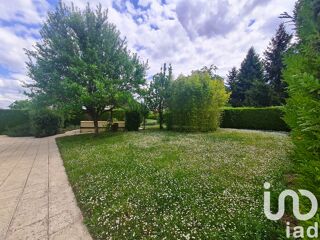  Maison  vendre 10 pices 230 m