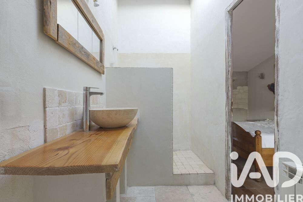 � vendre  Maison �guilles (13510)