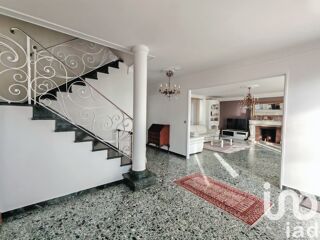  Maison  vendre 10 pices 198 m