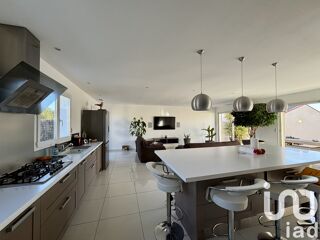  Maison  vendre 5 pices 157 m