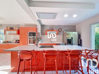  Maison � vendre 9 pi�ces 217 m�