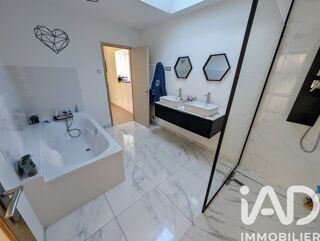  Maison � vendre 6 pi�ces 188 m�