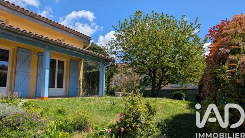   Vente Maison/villa 7 pi�ces Maison - 7 pi�ce(s) - 220 m�