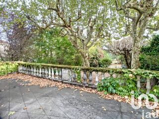  Maison � vendre 10 pi�ces 225 m�