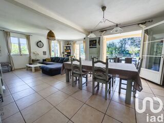  Maison  vendre 5 pices 142 m