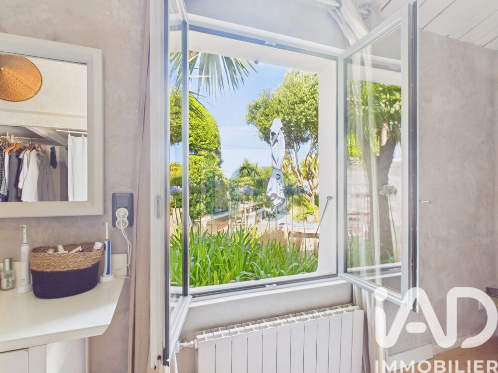 � vendre  Maison Sainte-Marie-de-R� (17740)