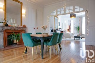  Maison  vendre 6 pices 235 m