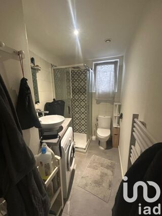  Immeuble � vendre 331 m�