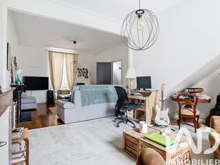  Maison  vendre 9 pices 285 m