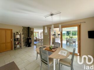  Villa  vendre 9 pices 192 m