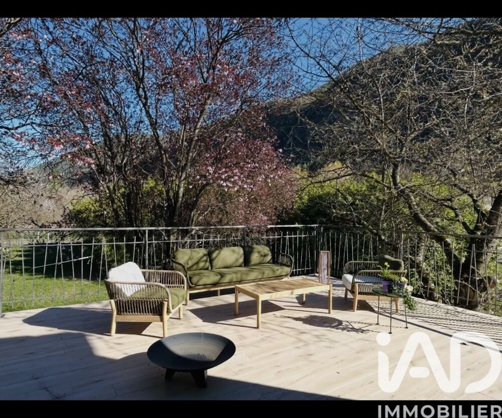 � vendre  Maison Entrevaux (04320)