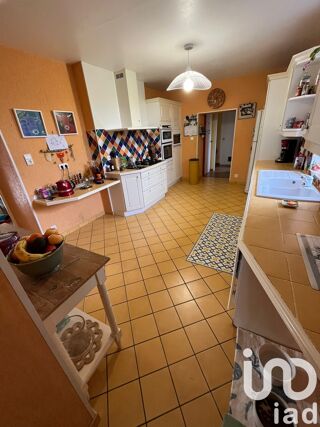  Maison � vendre 12 pi�ces 560 m�