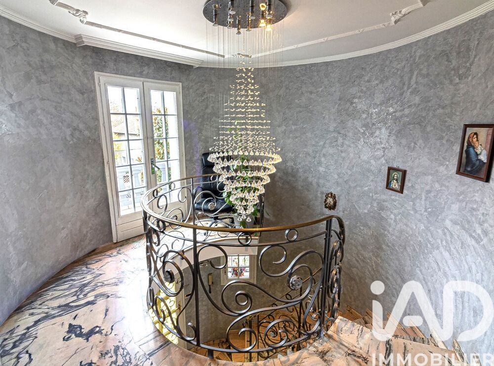 � vendre  Maison Bron (69500)