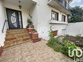  Maison � vendre 9 pi�ces 220 m�