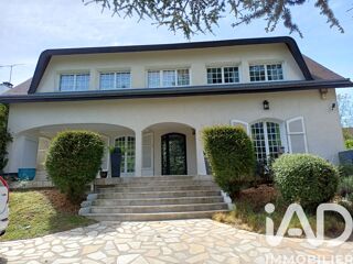 Maison 8 pièces 244 m² · à Grigny · 244 m² · 836 000 €