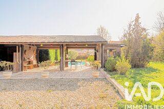  Maison � vendre 9 pi�ces 367 m�