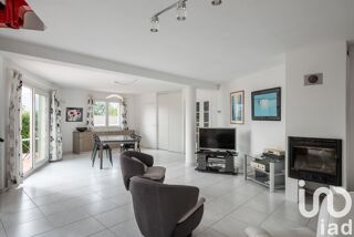  Villa � vendre 5 pi�ces 180 m�