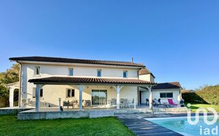  Maison  vendre 10 pices 180 m