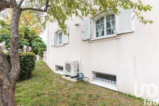  Maison  vendre 10 pices 220 m