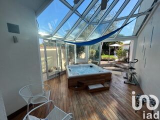  Villa  vendre 8 pices 263 m