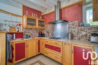  Maison  vendre 15 + pices 486 m