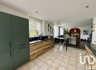  Maison � vendre 8 pi�ces 200 m�