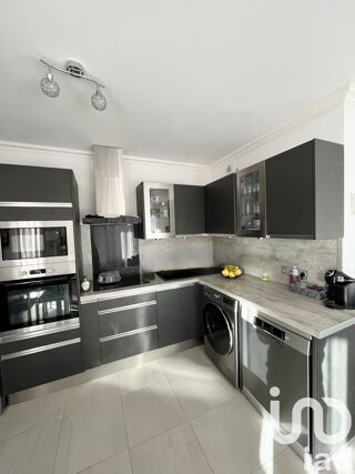  Appartement � vendre 4 pi�ces 82 m�