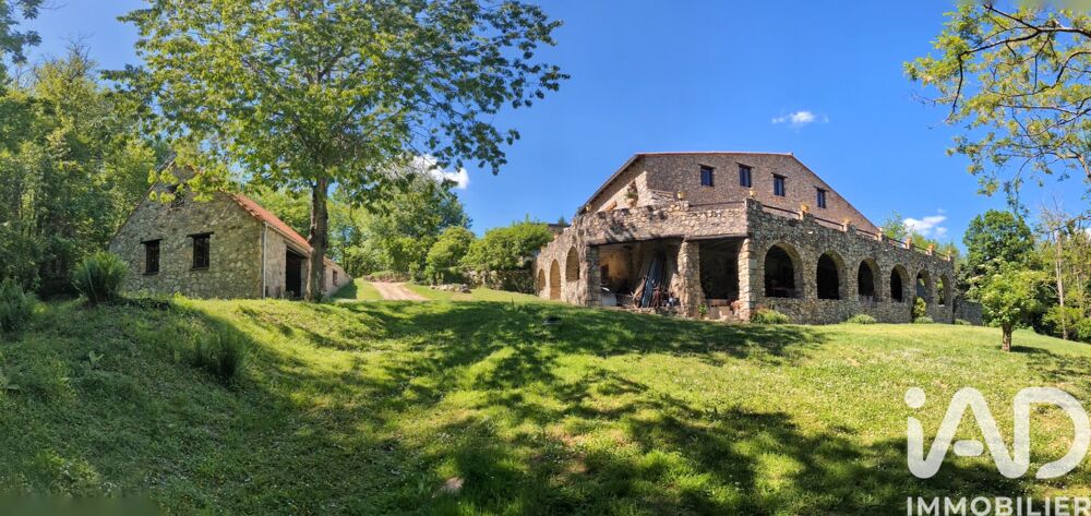 � vendre  Maison Saint-Laurent-de-Cerdans (66260)