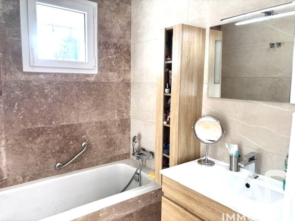  vendre  Maison Neuville-sur-Sane (69250)