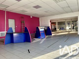  Immeuble � vendre 586 m�