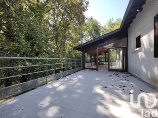  Maison � vendre 8 pi�ces 215 m�