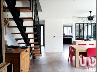  Maison � vendre 10 pi�ces 213 m�