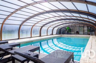  Maison  vendre 15 + pices 533 m