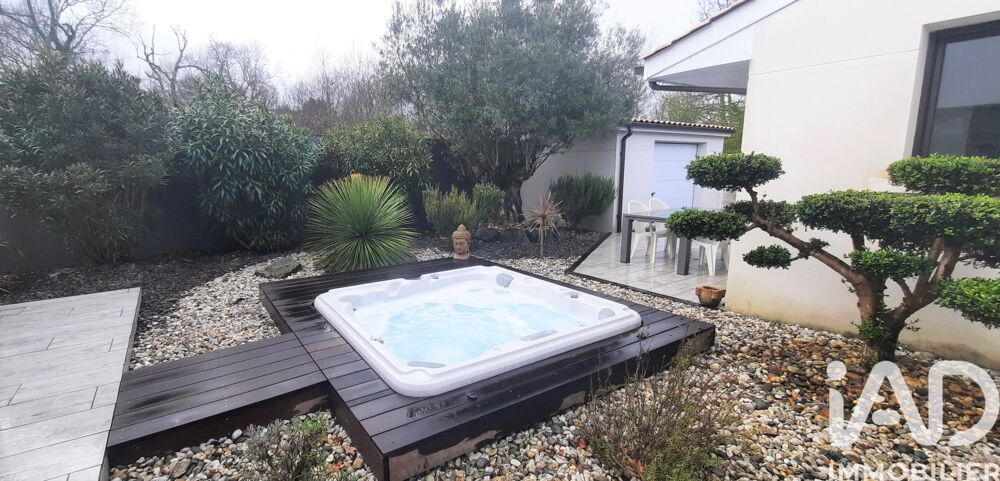 � vendre  Maison Saint-Jean-d'Illac (33127)