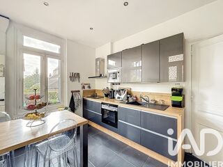  Maison � vendre 8 pi�ces 210 m�