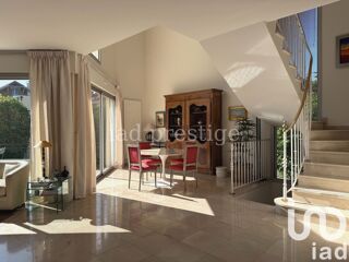  Villa  vendre 7 pices 180 m