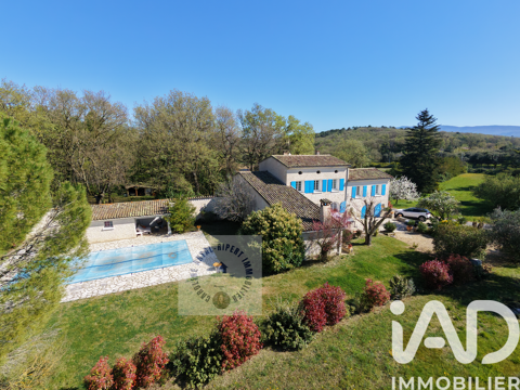   Vente Domaine 7 pi�ces Maison - 7 pi�ce(s) - 160 m�