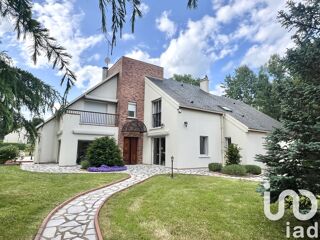  Villa  vendre 9 pices 277 m