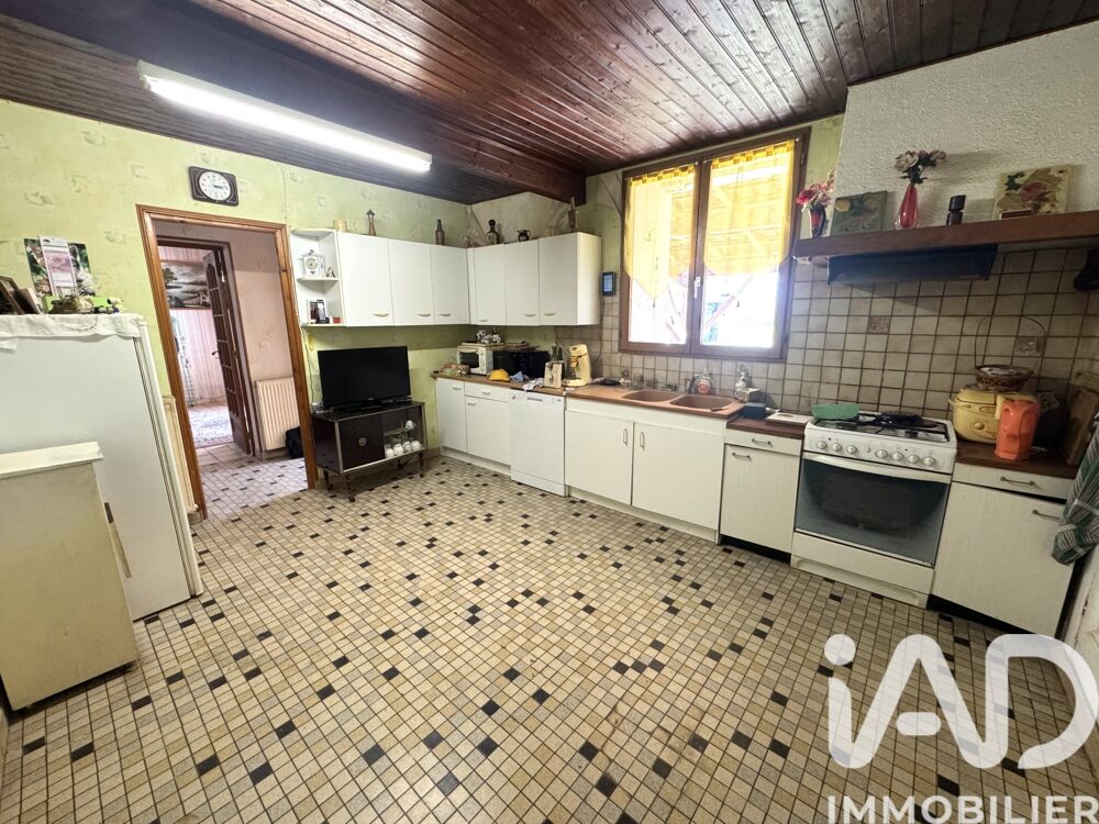 Annonce vente maison 3 pièces de 83m2 à Saint-genest-d'ambière (86140 ...